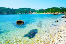 解答疑惑,以“意外”为题写一篇小说,字数不限(但别就一两句话,完整的故事)?有问必答平台
